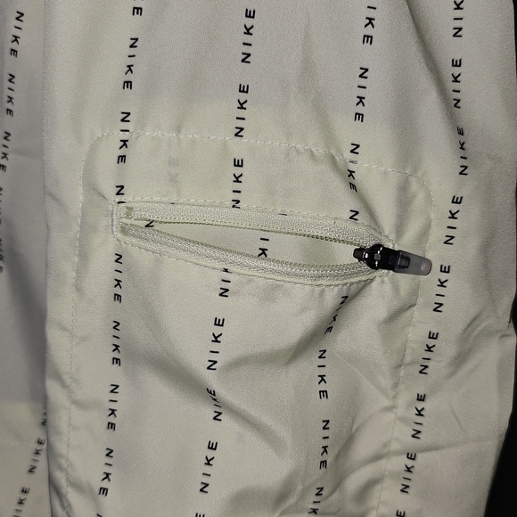 NWT Nike Dri-FIT Icon Clash Pinstripe Barely Volt Windrunner Zip Jacket LG $90 - Picture 7 of 14